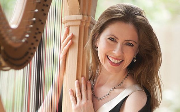 Harpist Yolanda Kondonassis is featured soloist in Jennifer Higdon's "Harp Concerto." (credit: Robert Muller)