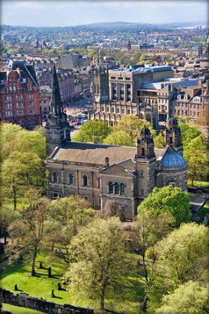 St. Cuthbert's Church as viewed from the Northwest wall of Edinburgh Castle. (attribution: Mactographer, CC BY 3.0)