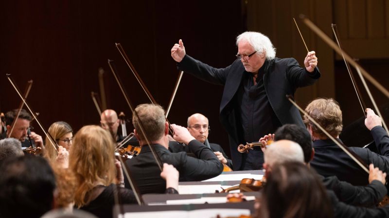 Sir Donal Runnicles leads the ASO in Gustav Mahler's Symphony No. 1.(credit: Jeff Roffman)