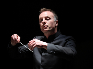 Conductor Wesley Schulz (credit: Jeremy Fleming)