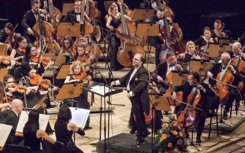 Nayden Todorov conducts the Sofia Philharmonic Orchestra. (credit: Vasilka Balevska)