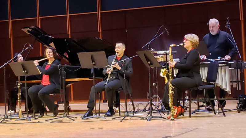 Bent Frequency performs 'Flightpath' by Anuj Bhutani. L-R: Erika Tazawa ...