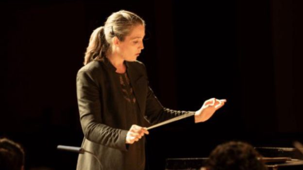 Michelle Merrill, music director of the Coastal Symphony of Georgia. (coastalsymphonyofgeorgia.org)