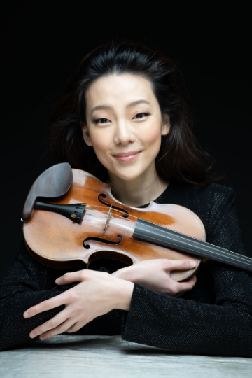 Clara-Jumi Kang (credit: Marco Borggreve)