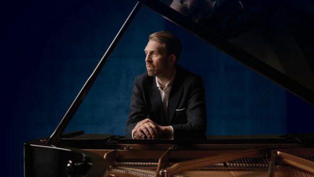 Leif Ove Andsnes(credit: Helge Hansen / Sony Entertainment)