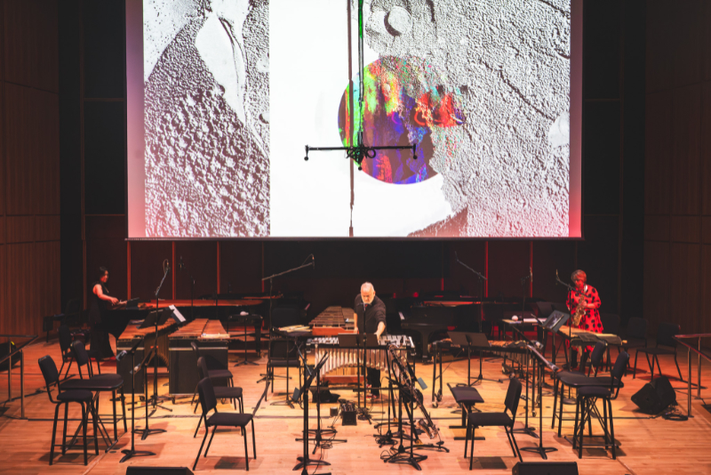 Concert photo by Ben Garden.