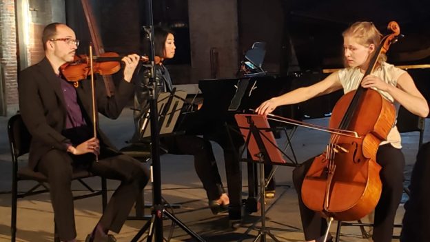 Members of ensemble vim—violinist Bob Anemone, pianist Choo Choo Hu, and cellist Laura Usiskin—perform Lera Auerbach’s ‘Triptych: This Mirror Has Three Faces.’ (credit: Davida Cohan)