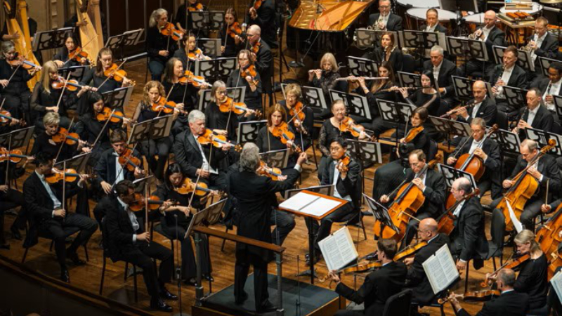 Cleveland Orchestra musicians authorize strike amid contract talks