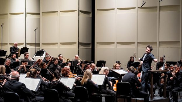 Paolo Bortolameolli conducting the Phoenix Symphony. (Tavits Photography/Phoenix Symphony)