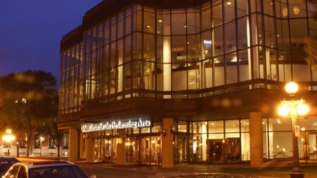 The Ordway Center in Saint Paul, Minnesota. (credit: Furious10 at English Wikipedia, Public domain, via Wikimedia Commons)
